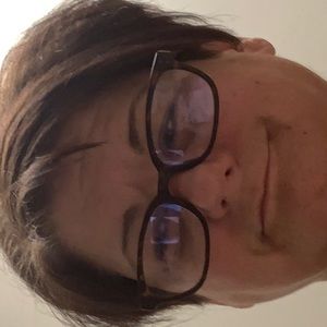 Meet your Posher, Deana